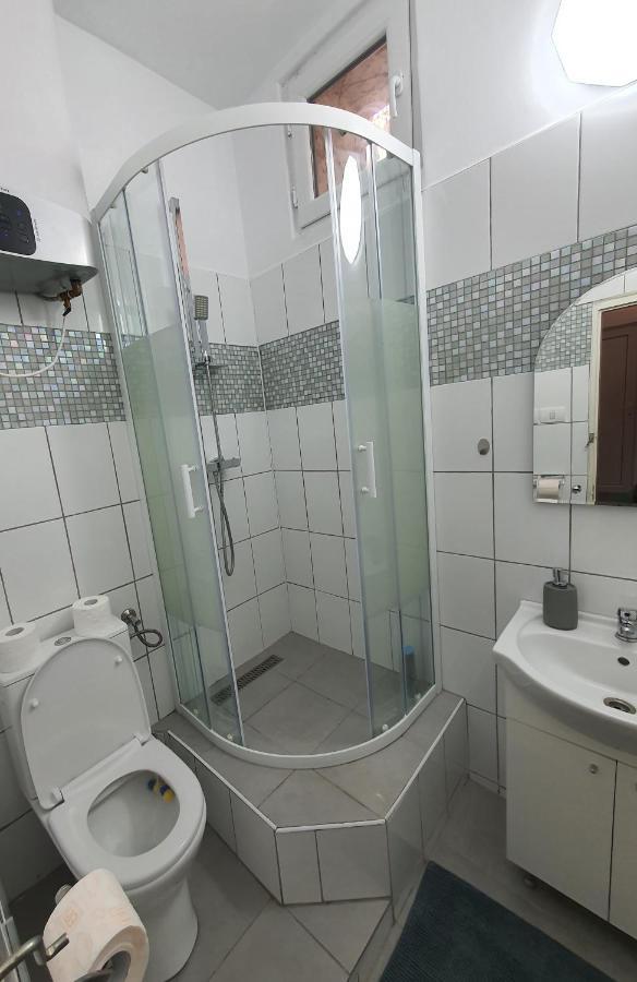 ☆ Bulevard Apartments ☆ Arad Ngoại thất bức ảnh